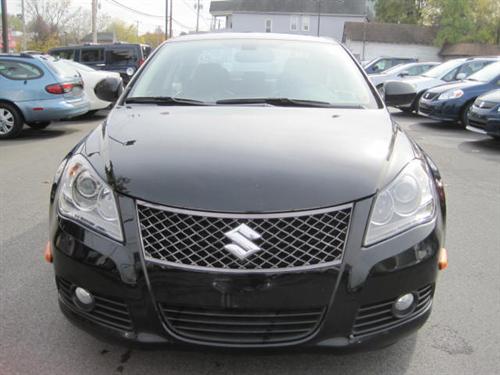 Suzuki Kizashi 2010 photo 1