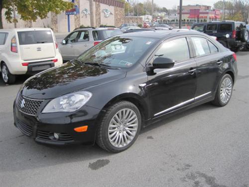 Suzuki Kizashi 2010 photo 2