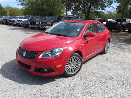 Suzuki Kizashi 2010 photo 2