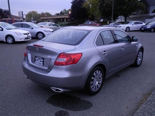 Suzuki Kizashi 2010 photo 2