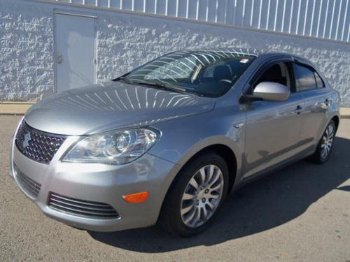 Suzuki Kizashi 2010 photo 0