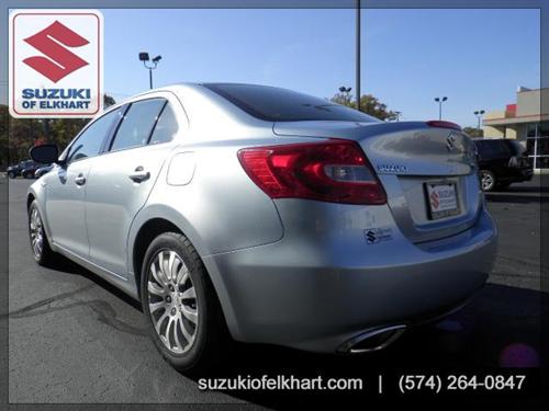 Suzuki Kizashi 2010 photo 1