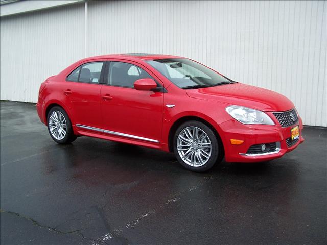 Suzuki Kizashi 2011 photo 0