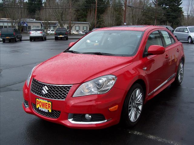 Suzuki Kizashi 2011 photo 5