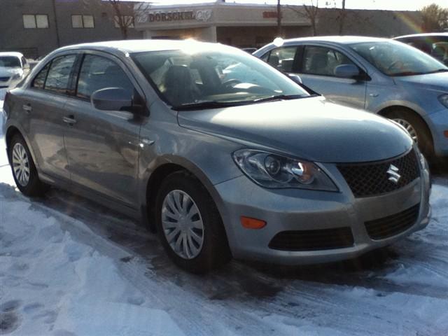 Suzuki Kizashi XR Sedan