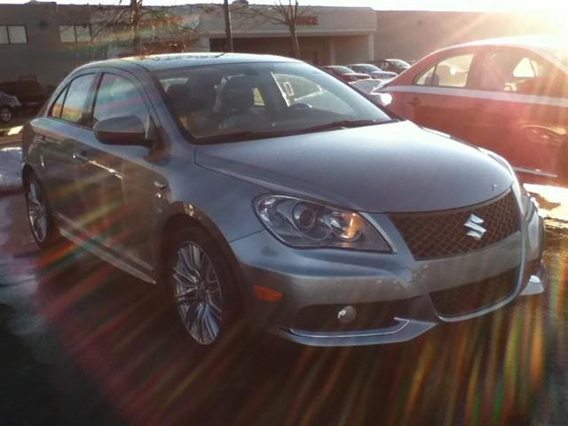 Suzuki Kizashi Lariat, King Ranch Sedan