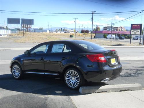 Suzuki Kizashi 2011 photo 3