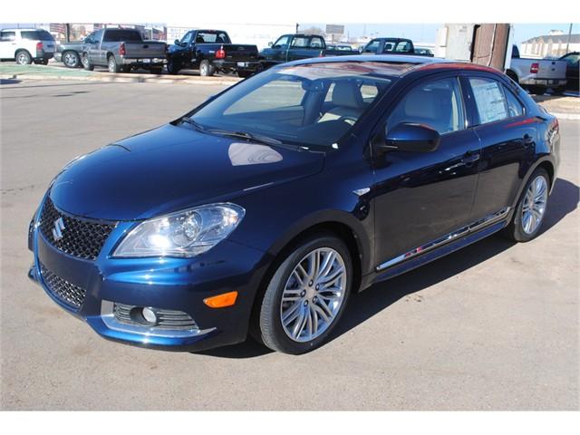 Suzuki Kizashi 2011 photo 0