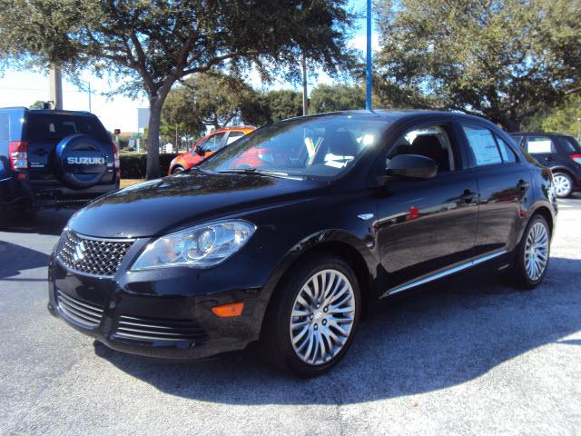 Suzuki Kizashi 2011 photo 1