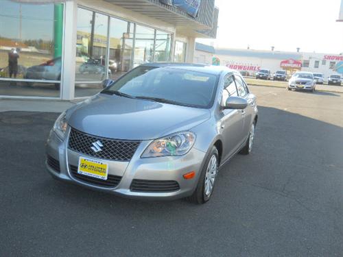 Suzuki Kizashi 2011 photo 5