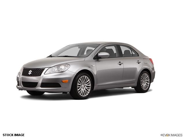 Suzuki Kizashi 2011 photo 0