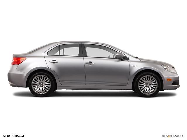 Suzuki Kizashi 2011 photo 3