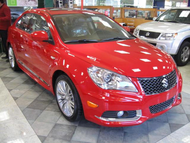 Suzuki Kizashi 2011 photo 5