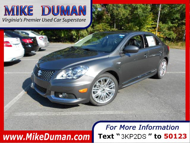 Suzuki Kizashi 2012 photo 0