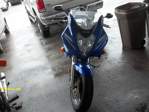 Suzuki SV650 2000 photo 3