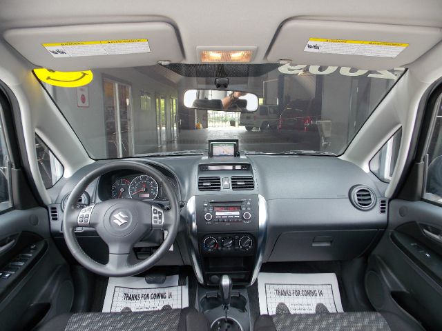 Suzuki SX4 Crossover 2009 photo 40