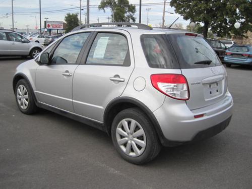 Suzuki SX4 Crossover 2010 photo 4