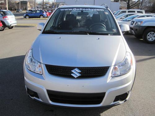 Suzuki SX4 Crossover 2010 photo 1