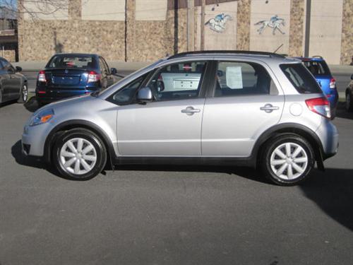 Suzuki SX4 Crossover 2010 photo 3