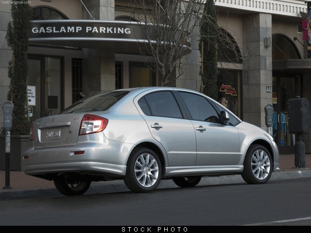 Suzuki SX4 Crossover 2010 photo 4