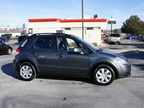 Suzuki SX4 Crossover 2010 photo 1