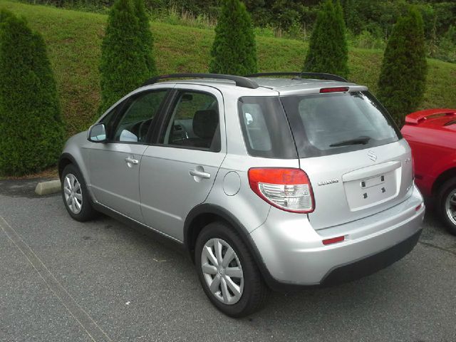 Suzuki SX4 Crossover 2011 photo 4