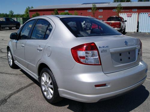 Suzuki SX4 Sedan 2008 photo 1