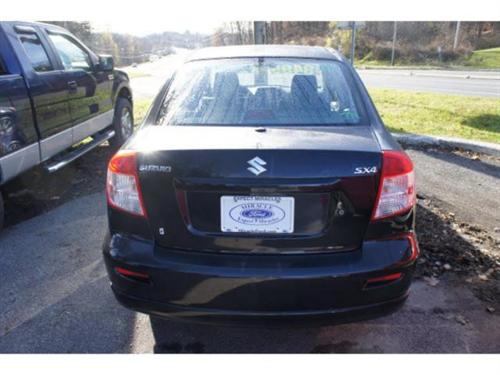 Suzuki SX4 Sedan 2008 photo 3