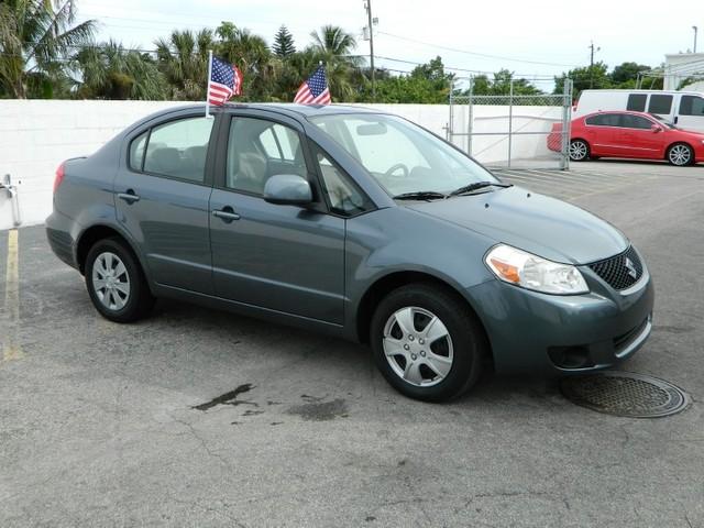 Suzuki SX4 Sedan 2008 photo 1