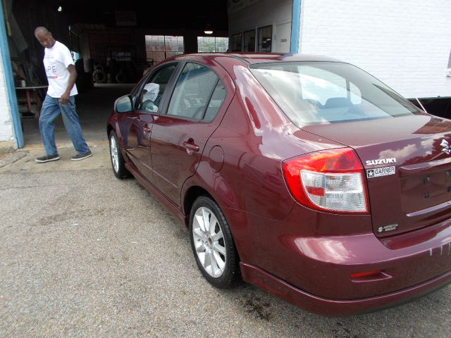 Suzuki SX4 Sedan 2008 photo 2