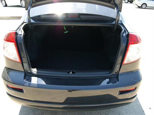 Suzuki SX4 Sedan 2008 photo 1