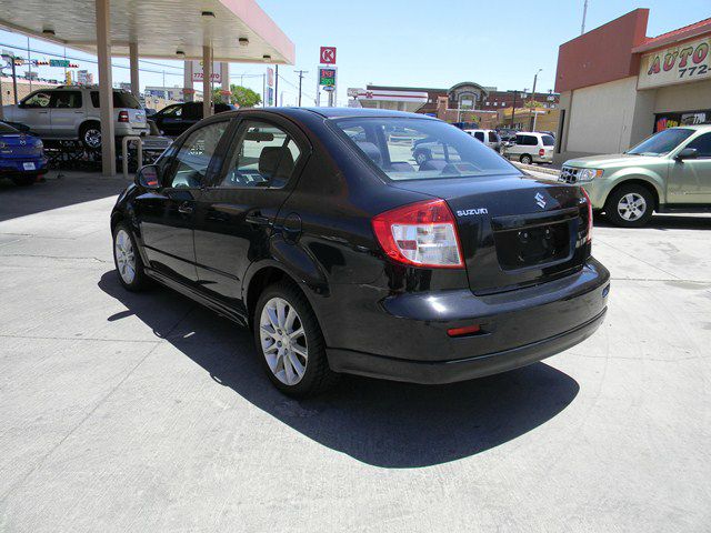 Suzuki SX4 Sedan 2008 photo 9