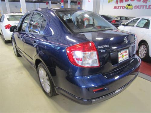 Suzuki SX4 Sedan 2008 photo 3