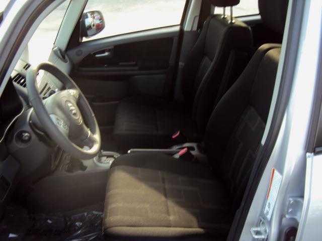 Suzuki SX4 Sedan 2011 photo 4