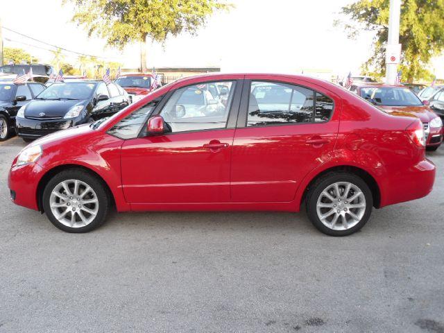 Suzuki SX4 Sedan 2011 photo 1