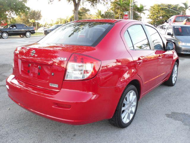 Suzuki SX4 Sedan 2011 photo 4