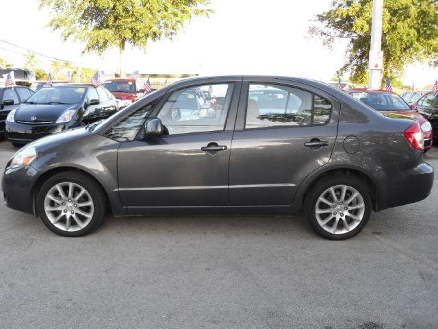 Suzuki SX4 Sedan 2011 photo 1