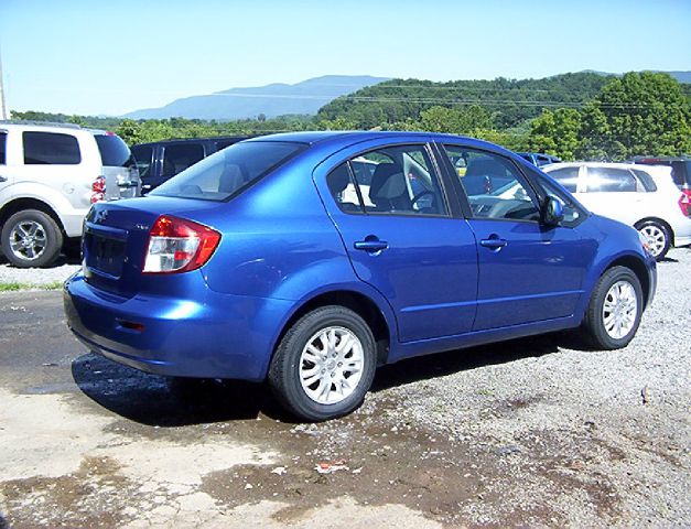 Suzuki SX4 Sedan 2012 photo 4