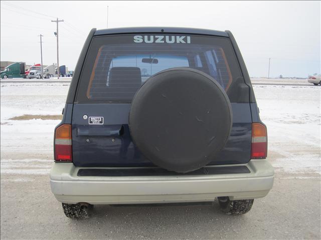 Suzuki Sidekick 1997 photo 3