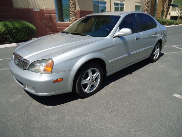 Suzuki Verona XR Sedan