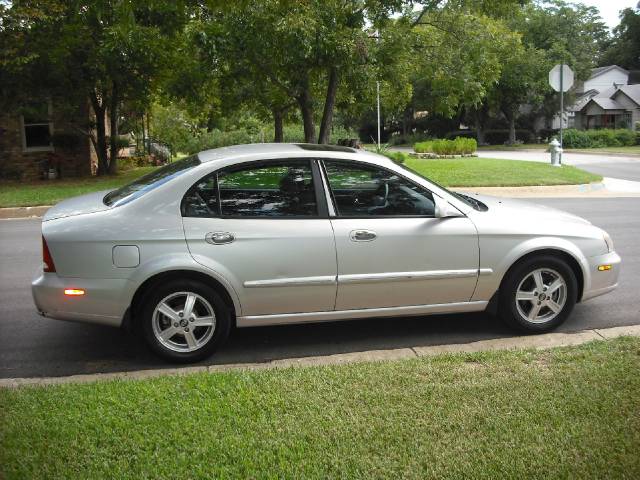 Suzuki Verona Open-top Sedan