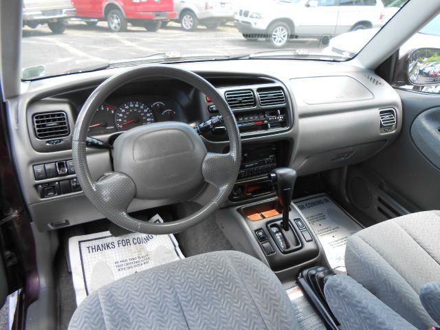 Suzuki XL-7 2001 photo 16