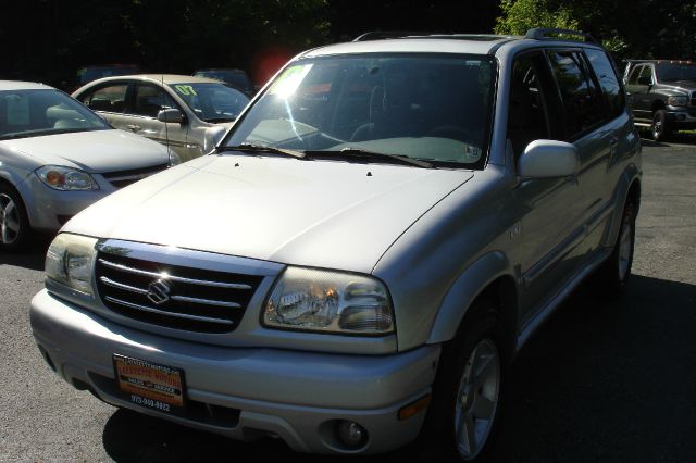 Suzuki XL-7 2001 photo 4