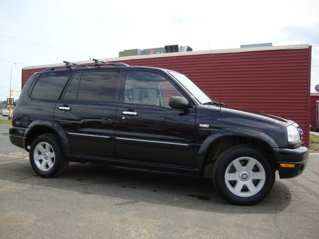 Suzuki XL-7 2002 photo 3