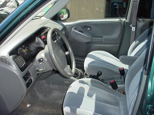 Suzuki XL-7 2002 photo 2