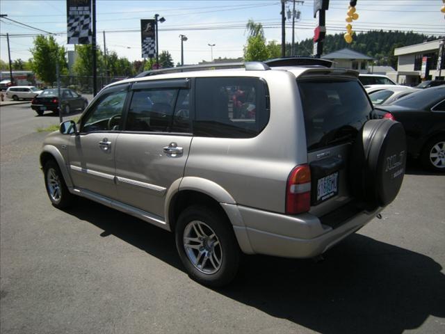 Suzuki XL-7 2002 photo 2