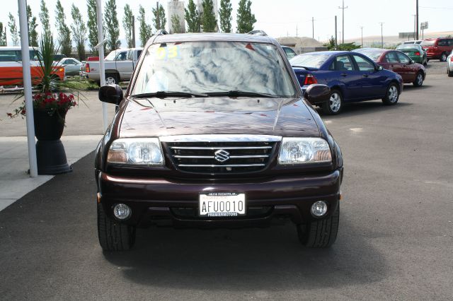 Suzuki XL-7 2003 photo 2