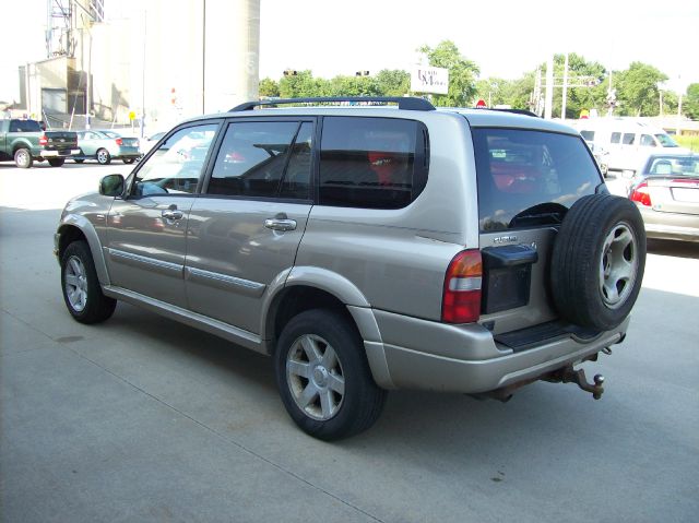 Suzuki XL-7 2003 photo 1