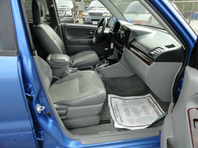 Suzuki XL-7 2004 photo 11