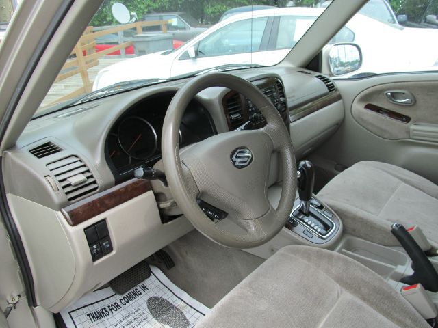 Suzuki XL-7 2004 photo 7